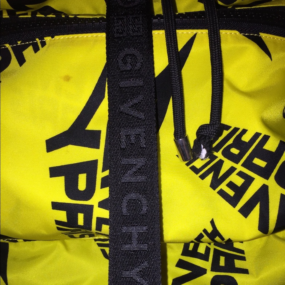 Givenchy backpack - Picture 3 of 12